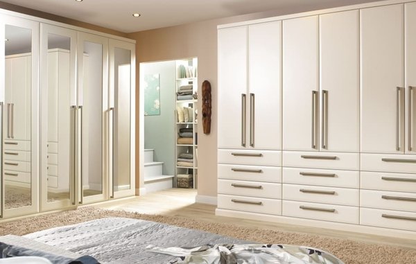Classic Fitted Wardrobes 1014 -05