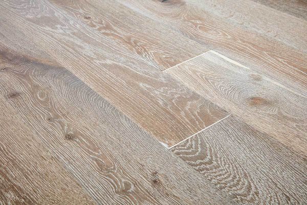 Elegant White Fumed Brushed & Oiled Galleria Europa Nature Oak Flooring Wood £51.99Psqm 1015-38
