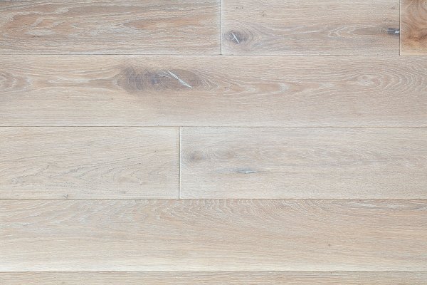 Elegant Snow White Oiled Engineered Europa Solid Rustic Oak Flooring Wood  £59.77Psqm  1015-59