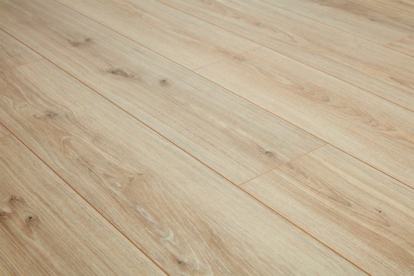 Classic Flooring Phalsbourg Oak Series Wood  £17.48Psqm 1015-73