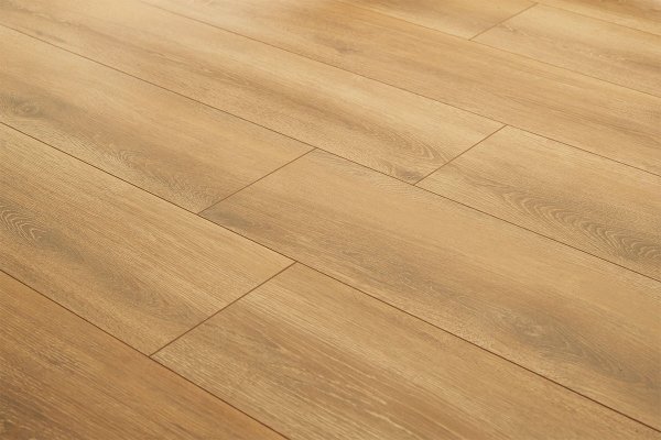 Royal Laminate Flooring Farmhouse  Oak Series  Wood  £19.49Psqm -1015-92