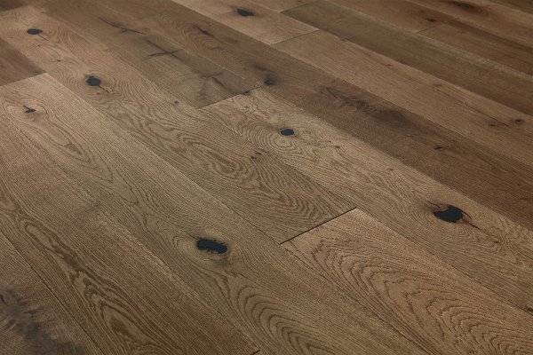 Classic Cocoa Oiled Home Choice Engineered European Nature Oak Flooring  £42.99Psqm -1015-214